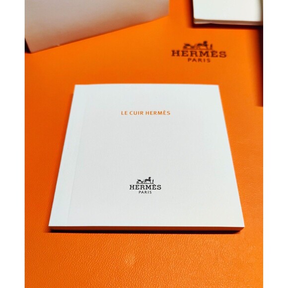 Authentic HERMÈS “Le Cuir” Booklet for leather Birkin Picotin bags | MINT - Picture 2 of 5